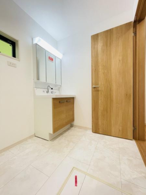 �_�ސ쌧����s���q�̒��È�ˌ��Ă̐��ʑ�E���ʏ�