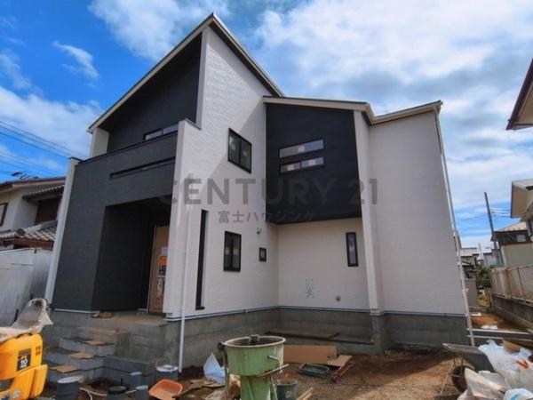 �_�ސ쌧������s��̐V�z��ˌ��Ă̌��n�O�ώʐ^