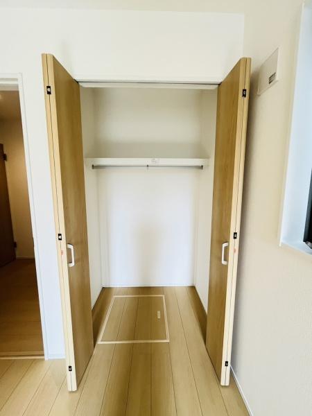 �_�ސ쌧������s�l�V���̐V�z��ˌ��Ă̎��[