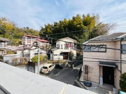 �_�ސ쌧����s�А�1���ڂ̐V�z��ˌ��Ă̏Z�˂���̒��]�ʐ^