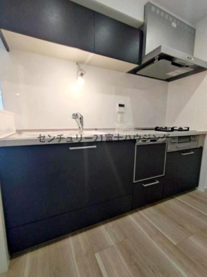 �_�ސ쌧����s���4���ڂ̒��Ã}���V�����̃L�b�`��