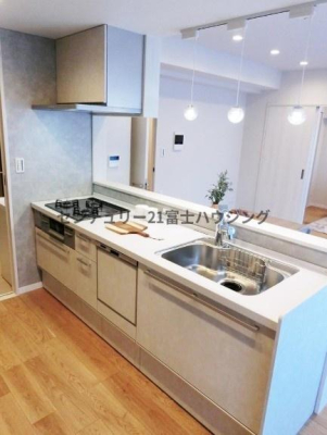 �_�ސ쌧����s����̒��Ã}���V�����̃L�b�`��