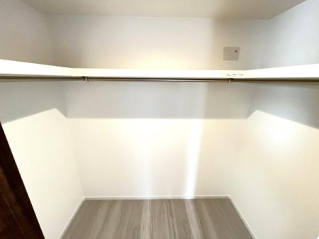 �_�ސ쌧������s�����u1���ڂ̐V�z��ˌ��Ă̎��[