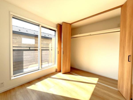 �_�ސ쌧������s�����u1���ڂ̐V�z��ˌ��Ẵ��r���O