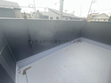 �_�ސ쌧������s����1���ڂ̐V�z��ˌ��Ẵo���R�j�[