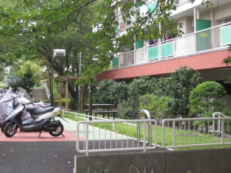 �_�ސ쌧����s��� 5056-4�̒��Ã}���V�����̃G���g�����X