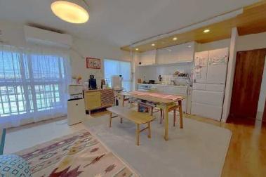 �_�ސ쌧����s���̒��Ã}���V�����̃��r���O