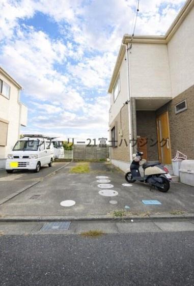 �_�ސ쌧����s�ڋ��̒��È�ˌ��Ă̒��ԏ�