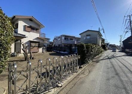 �_�ސ쌧����s�{����2���ڂ̓y�n�̑O�ʓ��H�܂ތ��n�ʐ^