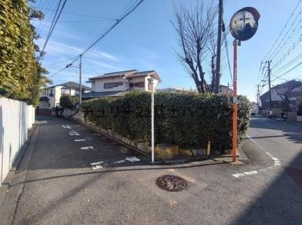 �_�ސ쌧����s�{����2���ڂ̓y�n�̑O�ʓ��H�܂ތ��n�ʐ^