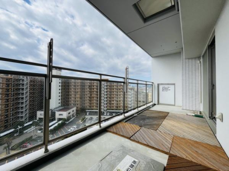 �_�ސ쌧������s���h�̒��Ã}���V�����̃o���R�j�[