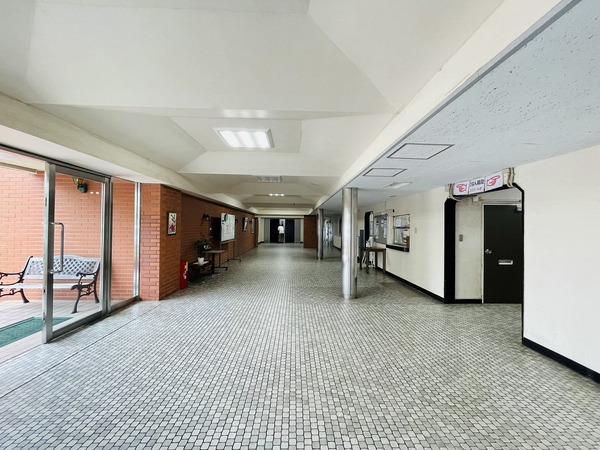 �_�ސ쌧����s�����C��5���ڂ̒��Ã}���V�����̃G���g�����X