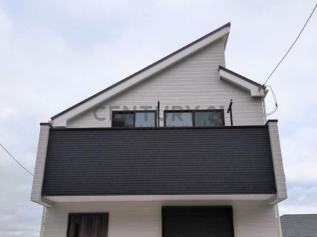 �_�ސ쌧����s����1���ڂ̐V�z��ˌ��Ă̑O�ʓ��H�܂ތ��n�ʐ^