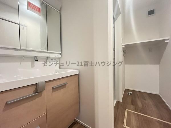 �_�ސ쌧������s����1���ڂ̐V�z��ˌ��Ă̐��ʑ�E���ʏ�
