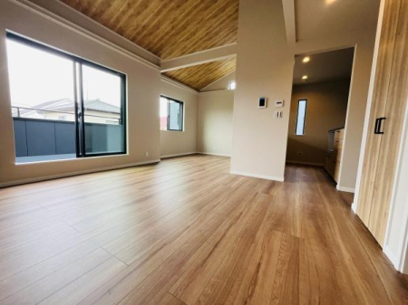 �_�ސ쌧������s������2���ڂ̐V�z��ˌ��Ẵ��r���O