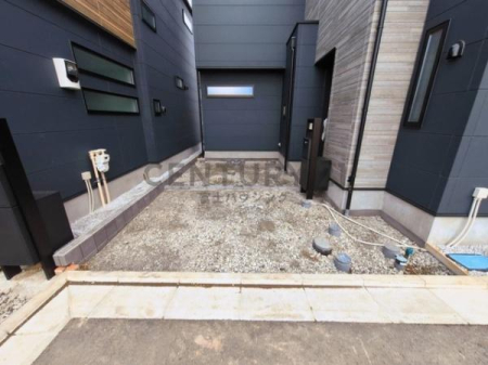 �_�ސ쌧����s���5���ڂ̐V�z��ˌ��Ă̂��̑����n