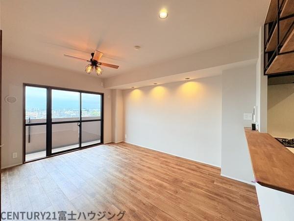 �_�ސ쌧������s���a�c2���ڂ̒��Ã}���V�����̃��r���O