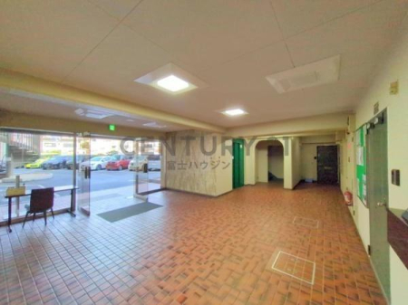 �_�ސ쌧����s�H��3���ڂ̒��Ã}���V�����̃��r�[