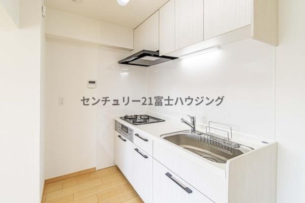 �_�ސ쌧������s�~��1���ڂ̒��Ã}���V�����̃L�b�`��