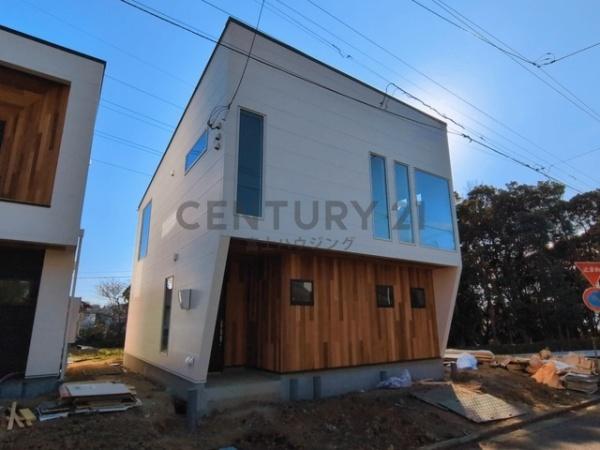 �_�ސ쌧����s�А��R1���ڂ̐V�z��ˌ��Ă̌��n�O�ώʐ^