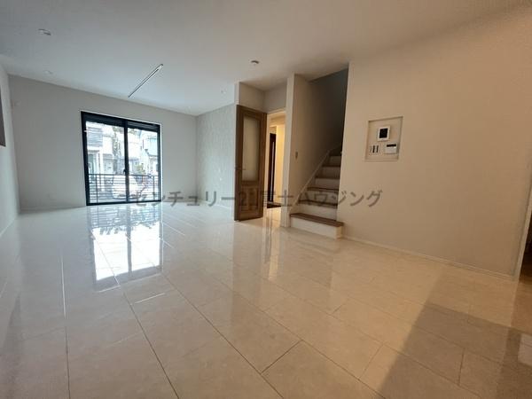 �_�ސ쌧������s���C�ݓ�3���ڂ̐V�z��ˌ��Ẵ��r���O