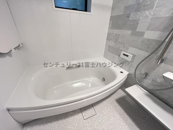 �_�ސ쌧������s���C�ݓ�3���ڂ̐V�z��ˌ��Ă̗���