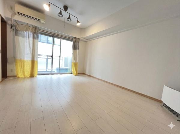 �_�ސ쌧��a�s���ߊԂ̒��Ã}���V�����̃��r���O