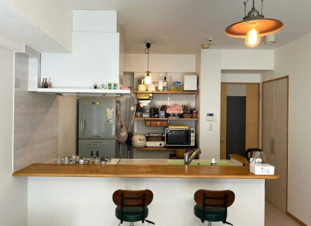 �_�ސ쌧��a�s���ߊԂ̒��Ã}���V�����̃L�b�`��