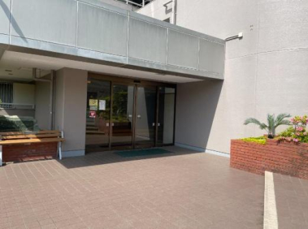 �_�ސ쌧���q�s�A�؂̒��Ã}���V�����̃G���g�����X