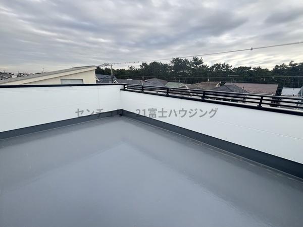 �_�ސ쌧������s���C�ݓ�3���ڂ̐V�z��ˌ��Ẵo���R�j�[