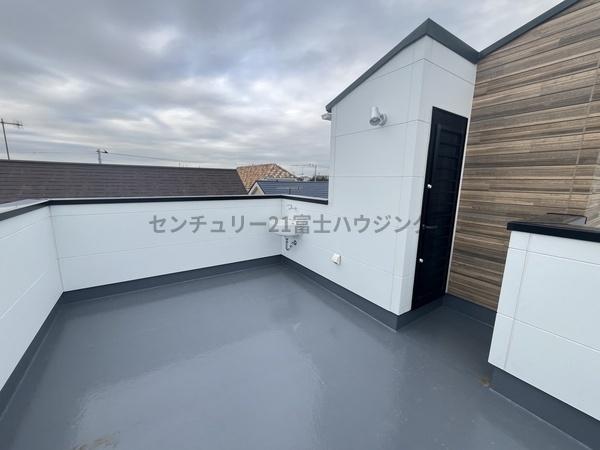 �_�ސ쌧������s���C�ݓ�3���ڂ̐V�z��ˌ��Ẵo���R�j�[