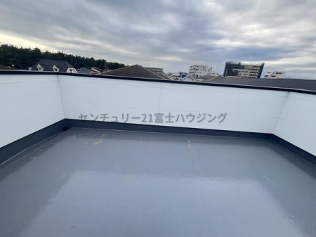 �_�ސ쌧������s���C�ݓ�3���ڂ̐V�z��ˌ��Ẵo���R�j�[