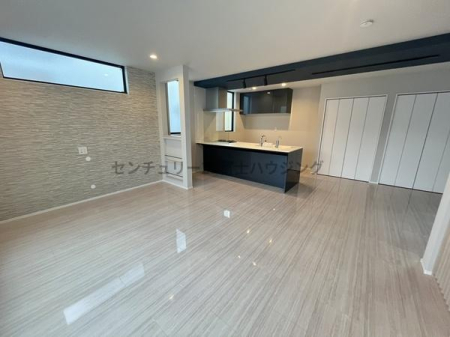 �_�ސ쌧������s���C�ݓ�3���ڂ̐V�z��ˌ��Ẵ��r���O