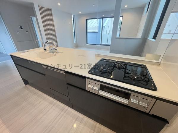 �_�ސ쌧������s���C�ݓ�3���ڂ̐V�z��ˌ��ẴL�b�`��