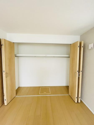 �_�ސ쌧������s�l�{��̐V�z��ˌ��Ă̎��[