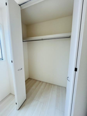 �_�ސ쌧������s�����̐V�z��ˌ��Ă̎��[