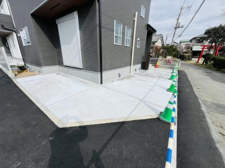 �_�ސ쌧������s�����̐V�z��ˌ��Ă̒��ԏ�