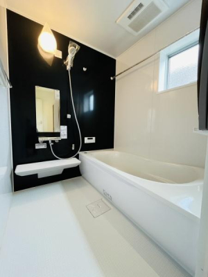 �_�ސ쌧������s�����̐V�z��ˌ��Ă̗���