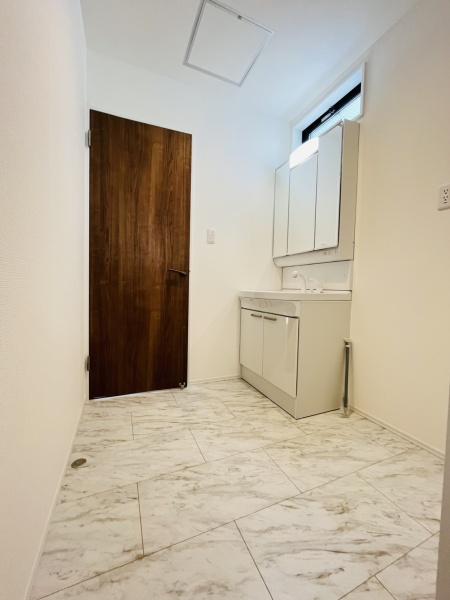 �_�ސ쌧������s�l�{��̐V�z��ˌ��Ă̐��ʑ�E���ʏ�