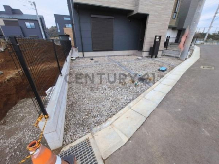 �_�ސ쌧����s���5���ڂ̐V�z��ˌ��Ă̂��̑����n