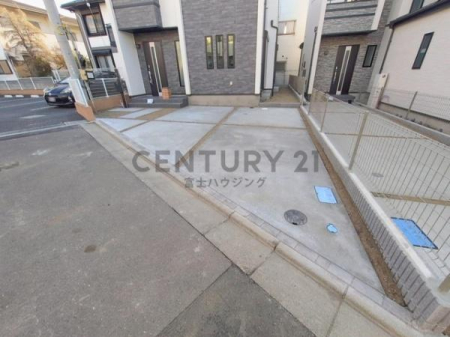 �_�ސ쌧����s�ғ�����2���ڂ̐V�z��ˌ��Ă̒��ԏ�