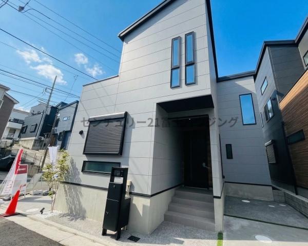 �_�ސ쌧������s����1���ڂ̐V�z��ˌ��Ă̌��n�O�ώʐ^