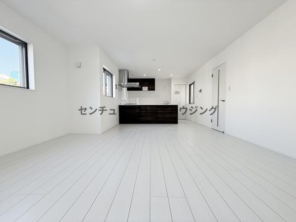 �_�ސ쌧������s�����u2���ڂ̐V�z��ˌ��Ẵ��r���O