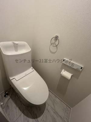 �_�ސ쌧������s���h�̐V�z��ˌ��Ẵg�C��