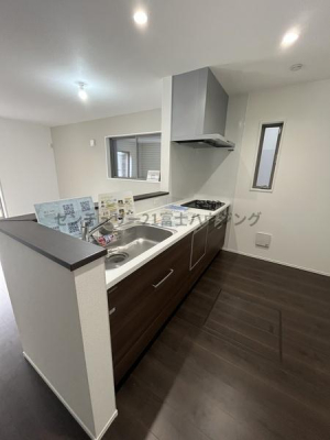 �_�ސ쌧������s���h�̐V�z��ˌ��ẴL�b�`��