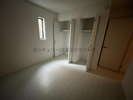 �_�ސ쌧������s���h�̐V�z��ˌ��Ẵ��r���O�ȊO�̋���