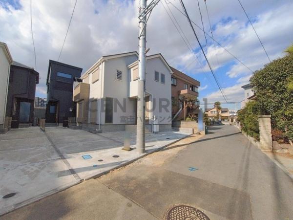 �_�ސ쌧������s���h�̐V�z��ˌ��Ă̑O�ʓ��H�܂ތ��n�ʐ^