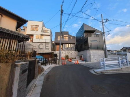 �_�ސ쌧����s�А�4���ڂ̐V�z��ˌ��Ẳ摜