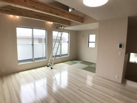 �_�ސ쌧������s�l�V���̒��È�ˌ��Ẵ��r���O