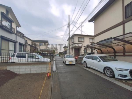 �_�ސ쌧����s�����̓y�n�̑O�ʓ��H�܂ތ��n�ʐ^